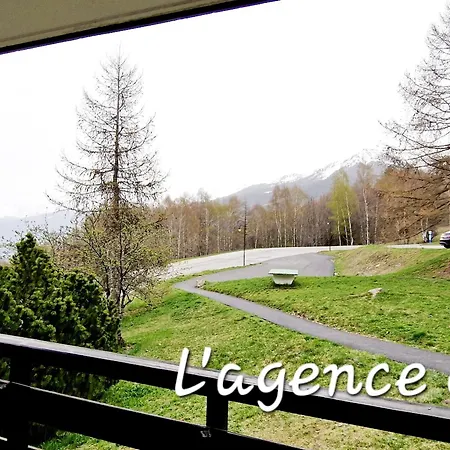 Appartement 46m² Pour 6 Pers, Proche Pistes Et Commerces, Balcon Expose Est - Fr-1-755-13 *